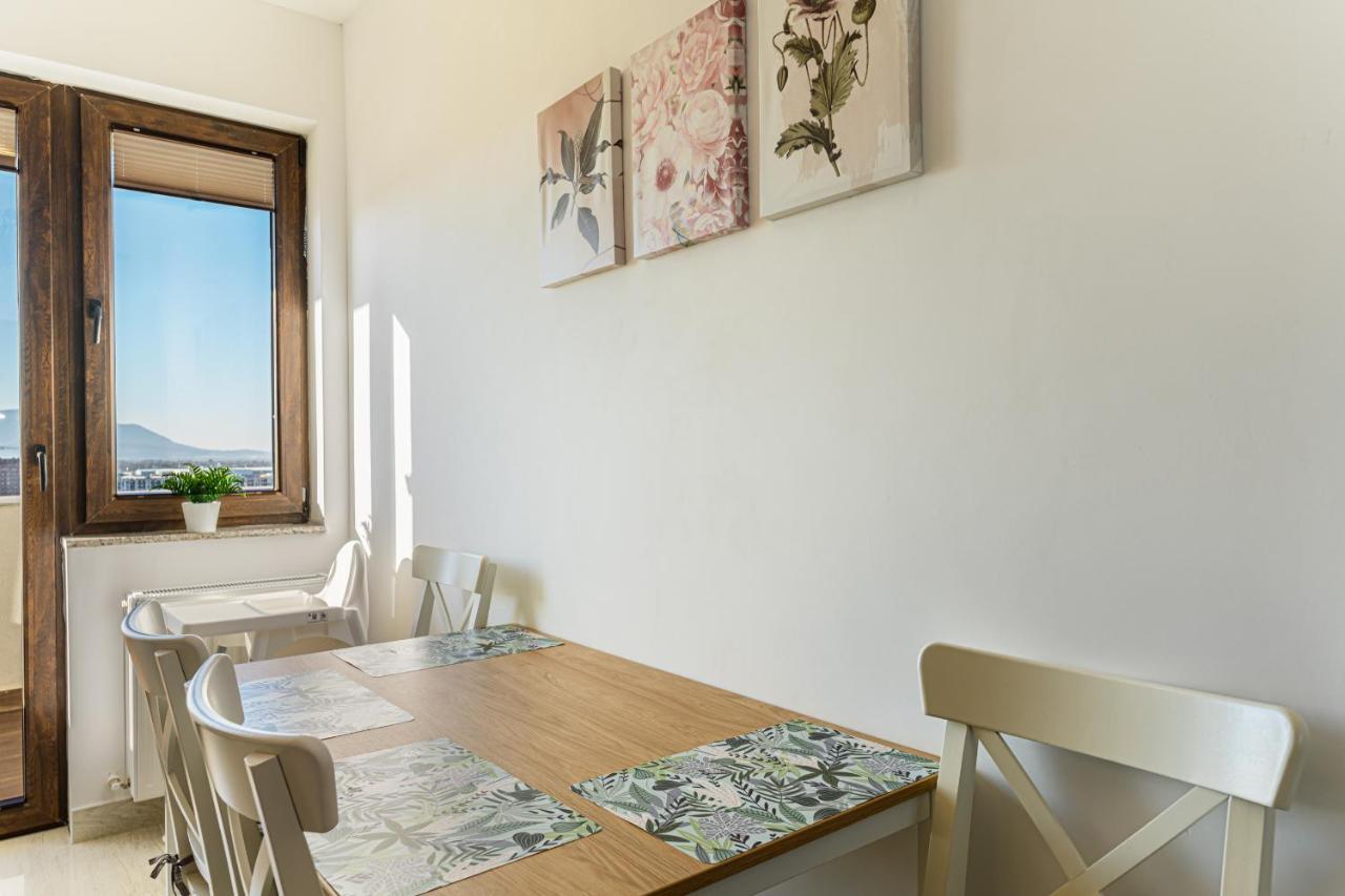 Apartamento The Mountain Nest Braşov Exterior foto